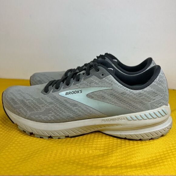 Brooks Womens Ravenna 11 in Light Blue Alloy Grey Running Shoes 9 - Picture 3 of 10